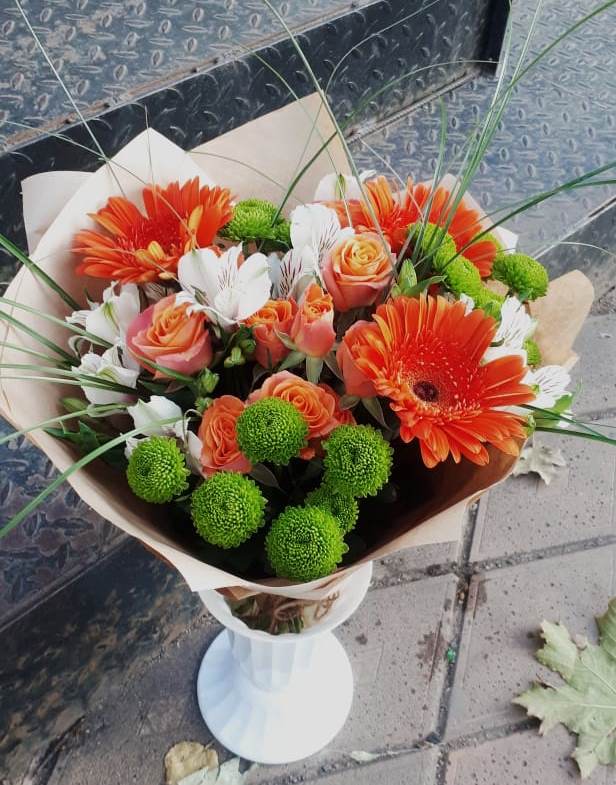Букет цветов из: Герберы, Хризантемы, Альстромерии и Розы в Черепаново