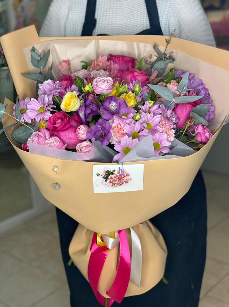 Букет цветов из: Хризантемы, Гвоздики и Альстромерии в Черепаново