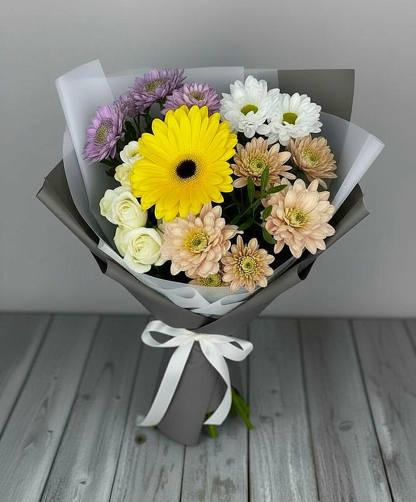 Букет цветов из: Розы, Герберы и Хризантемы в Черепаново