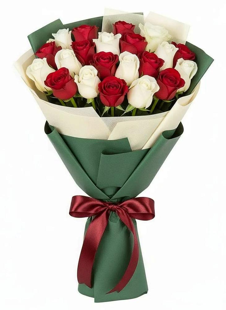 Букет Микс из красных и белых роз в Черепаново