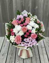 Букет цветов из:  Альстромерии, Гвоздики, Розы и Хризантемы в Черепаново