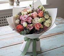 Букет цветов из:  Розы, Лизиантусы и Гвоздики в Черепаново