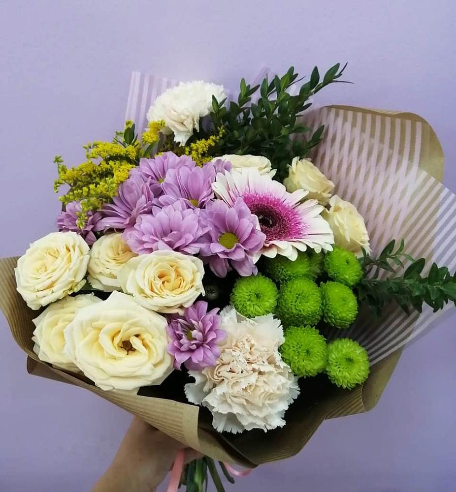 Букет цветов из: Хризантемы, Розы, Гвоздики и Герберы в Черепаново