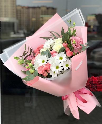 Букет цветов из: Розы, Лизиантусы и Хризантемы в Черепаново