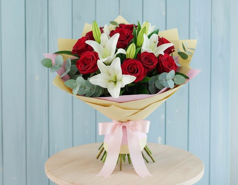 Букет цветов из: Лилии и Розы в Черепаново